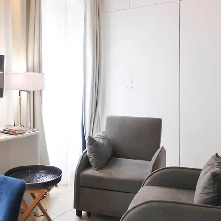 Bright Studio - Near Sainte-chapelle